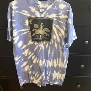 Gildan Blue and White Tie-Dye T-Shirt with Graphic